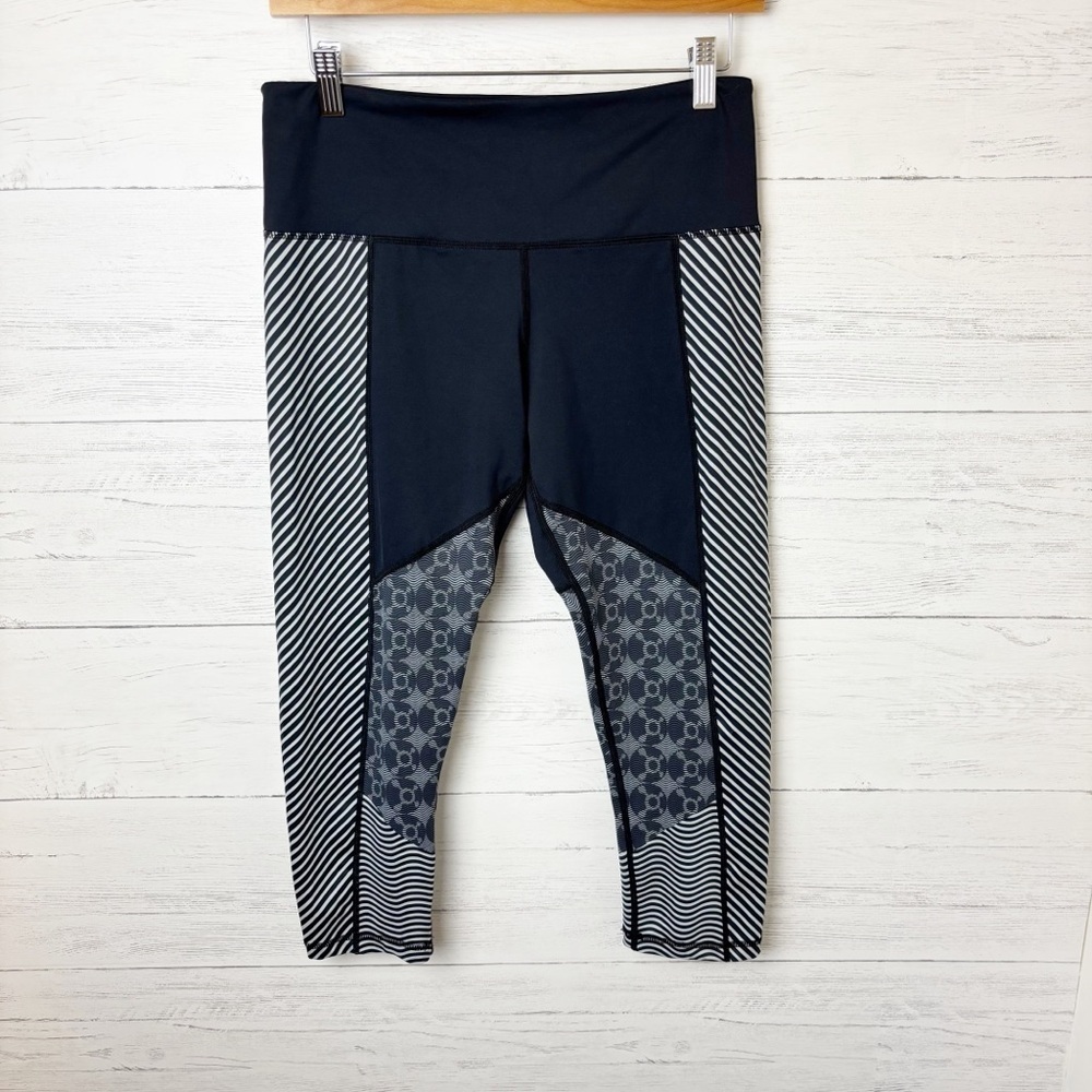 Orangetheory Cropped Leggings Black Grey Mixed Pattern High Rise Gym Tights L
